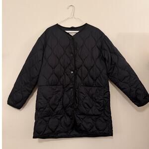 Everlane Black Quilted Jacket | Size Medium | Minimalist Lightweight Coat